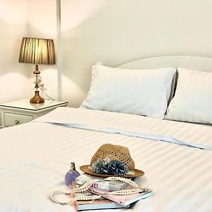 Deluxe Zimmer mit Kingsize-Bett